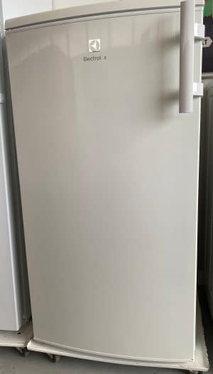 Brugt Electrolux køleskab m. boks 100.005